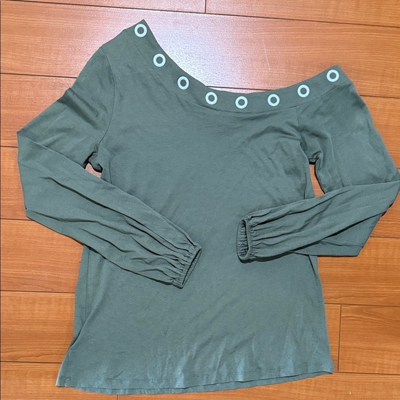 Michael Kors Green Off-Shoulder Top with Accents - Picture 5 of 5